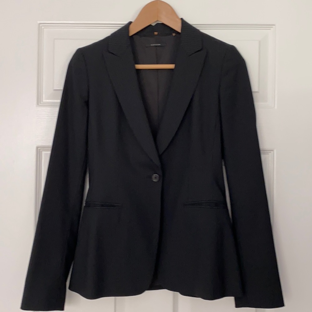 Elie Tahari Black Micro Pinstripe Suit Blazer Jacket Size 2 - Picture 1 of 13